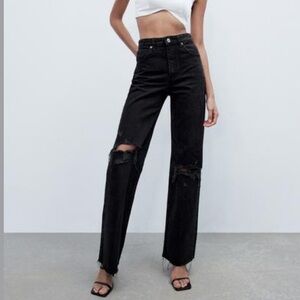 Zara Ripped Wide Leg Jeans Raw Hem in Black in 28